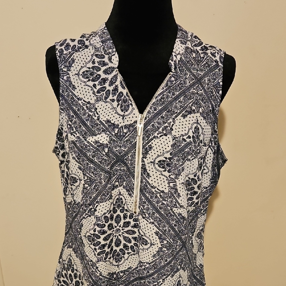 New York & Company Black and White Fitted Mandarin Collar Blouse